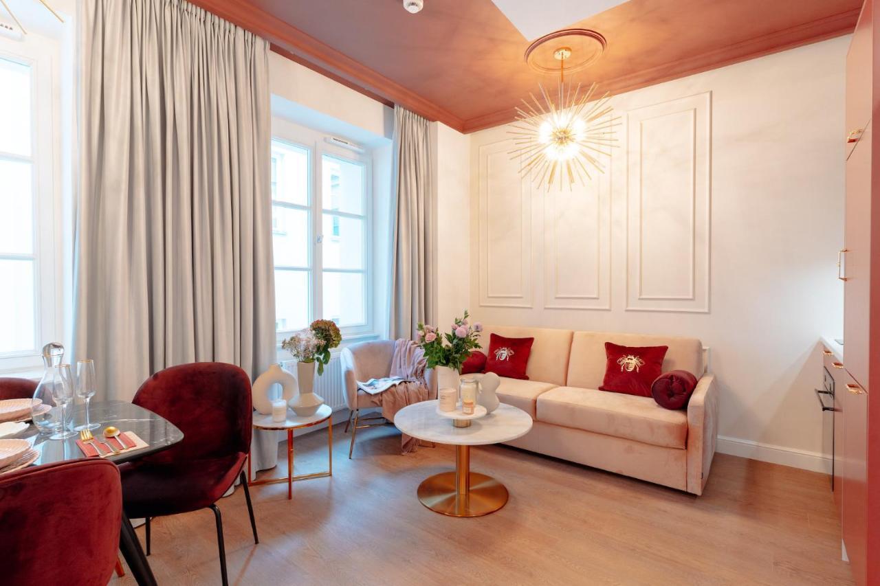 Warsaw Story - Loftaffair Collection Aparthotel ภายนอก รูปภาพ