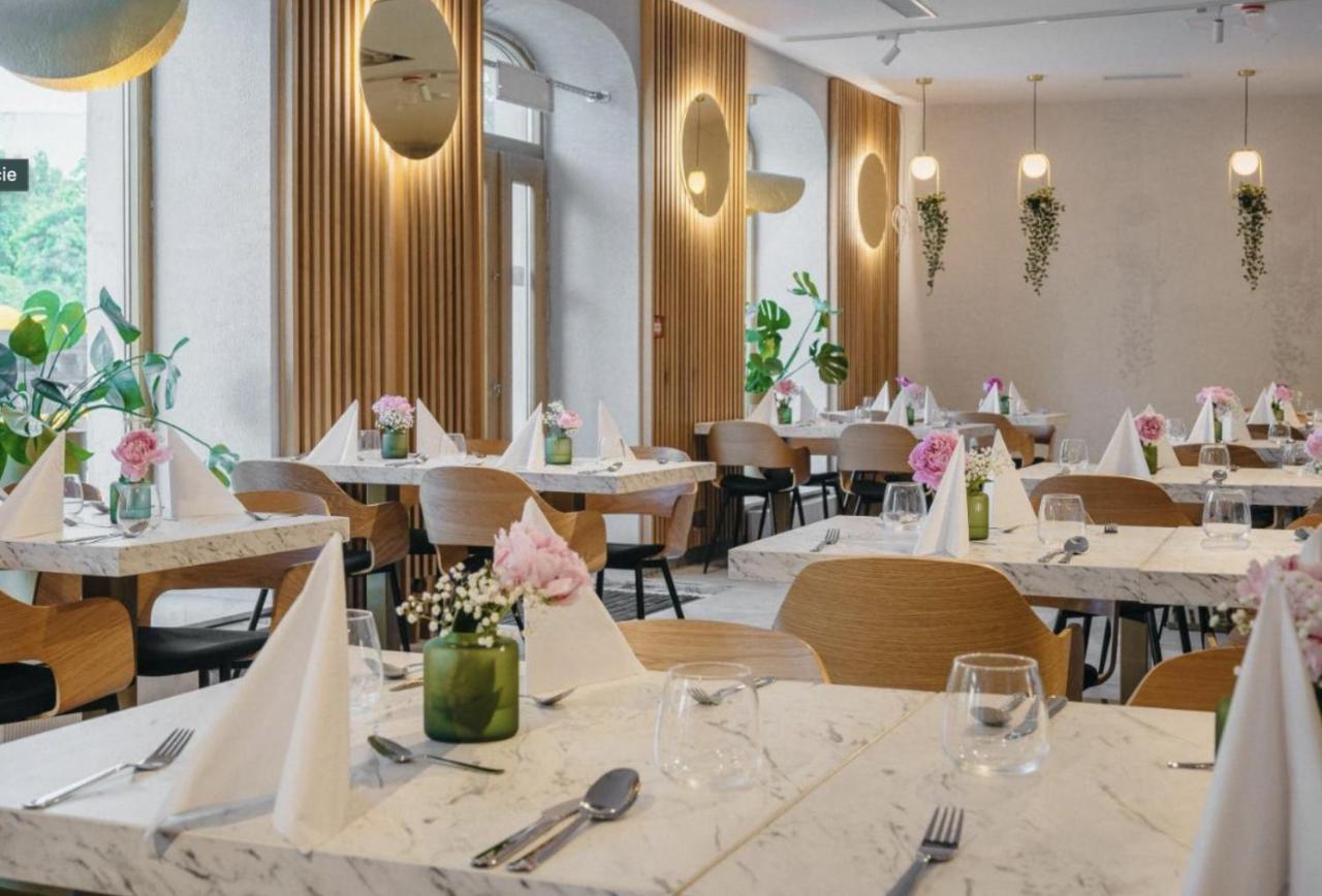 Warsaw Story - Loftaffair Collection Aparthotel ภายนอก รูปภาพ